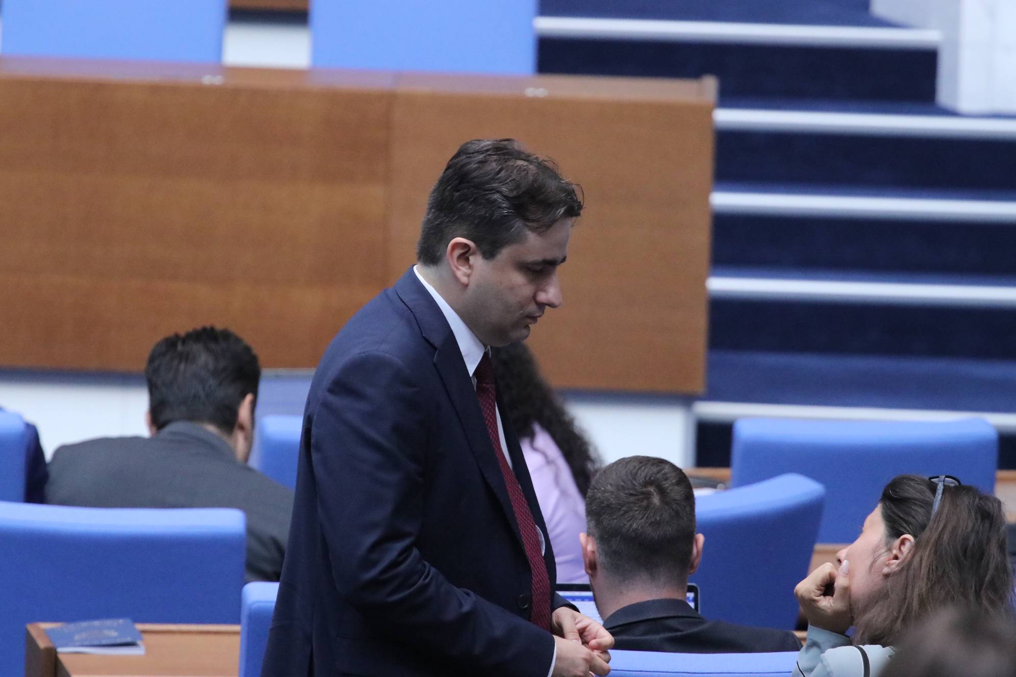  Божидар Божанов 